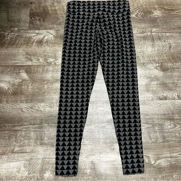 Pink Victoria’s Secret Grey Black Triangle Leggings Size Small - Picture 5 of 8